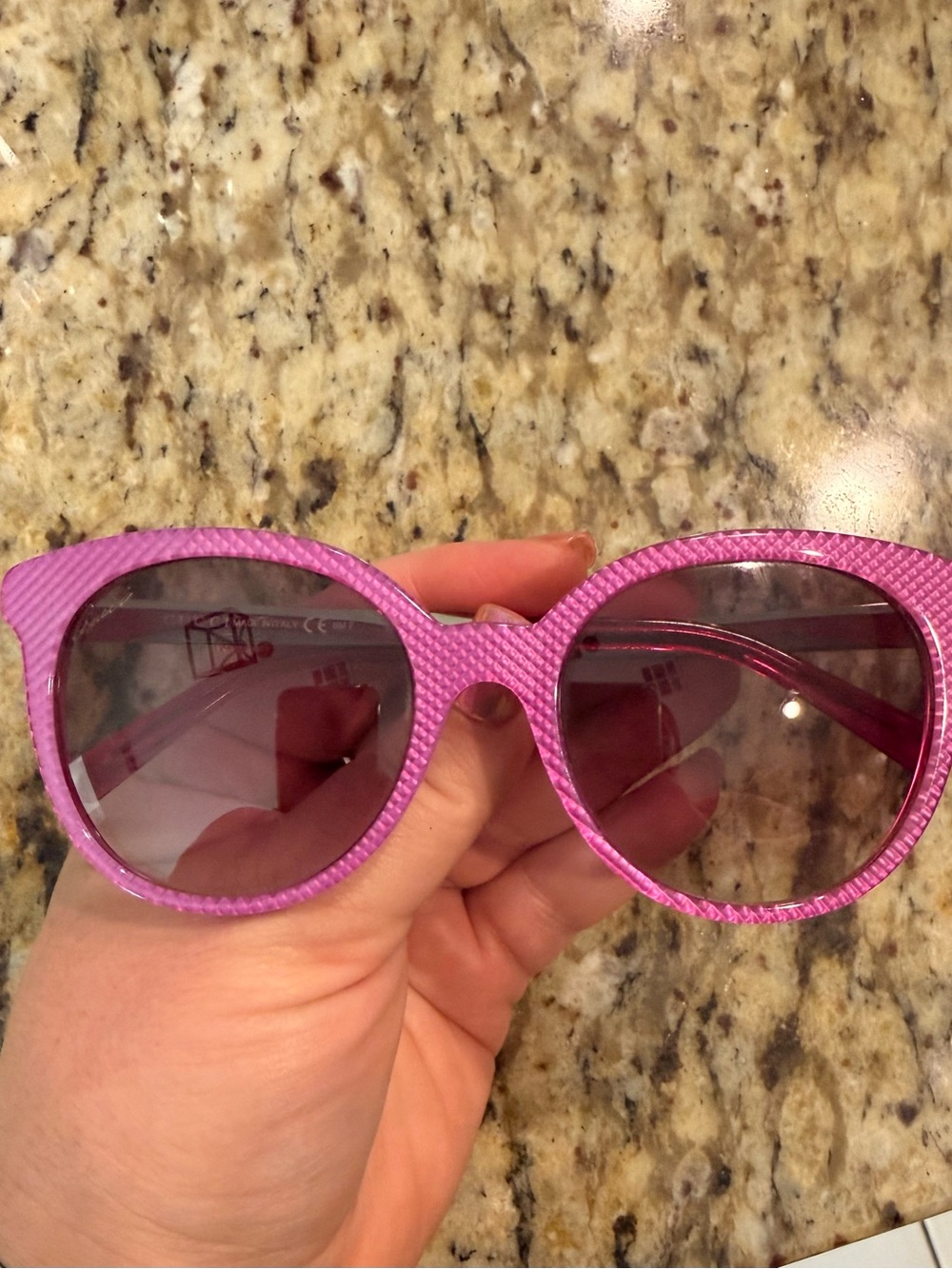 Gucci Pink Round Women's Sunglasses